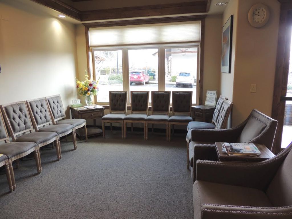 Corvallis Lobby, Corvallis Office, Drs. Howerton, Hopkin & Kennedy