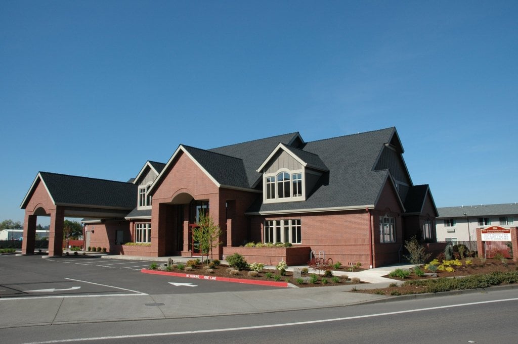Salem OR Office, Drs. Howerton, Hopkin & Kennedy